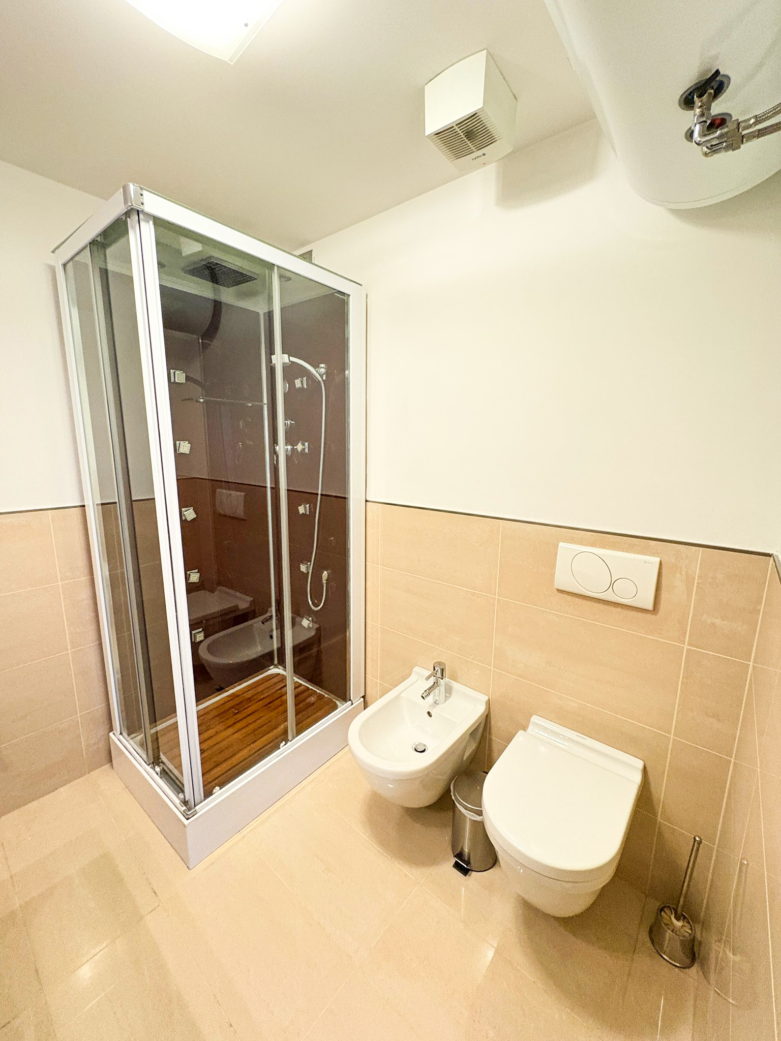 via-Francesco-Berni-9-Valverde-Verona_bagno_04