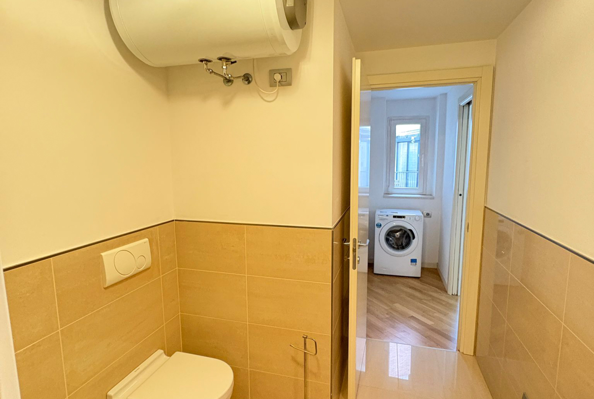 via-Francesco-Berni-9-Valverde-Verona_bagno_07