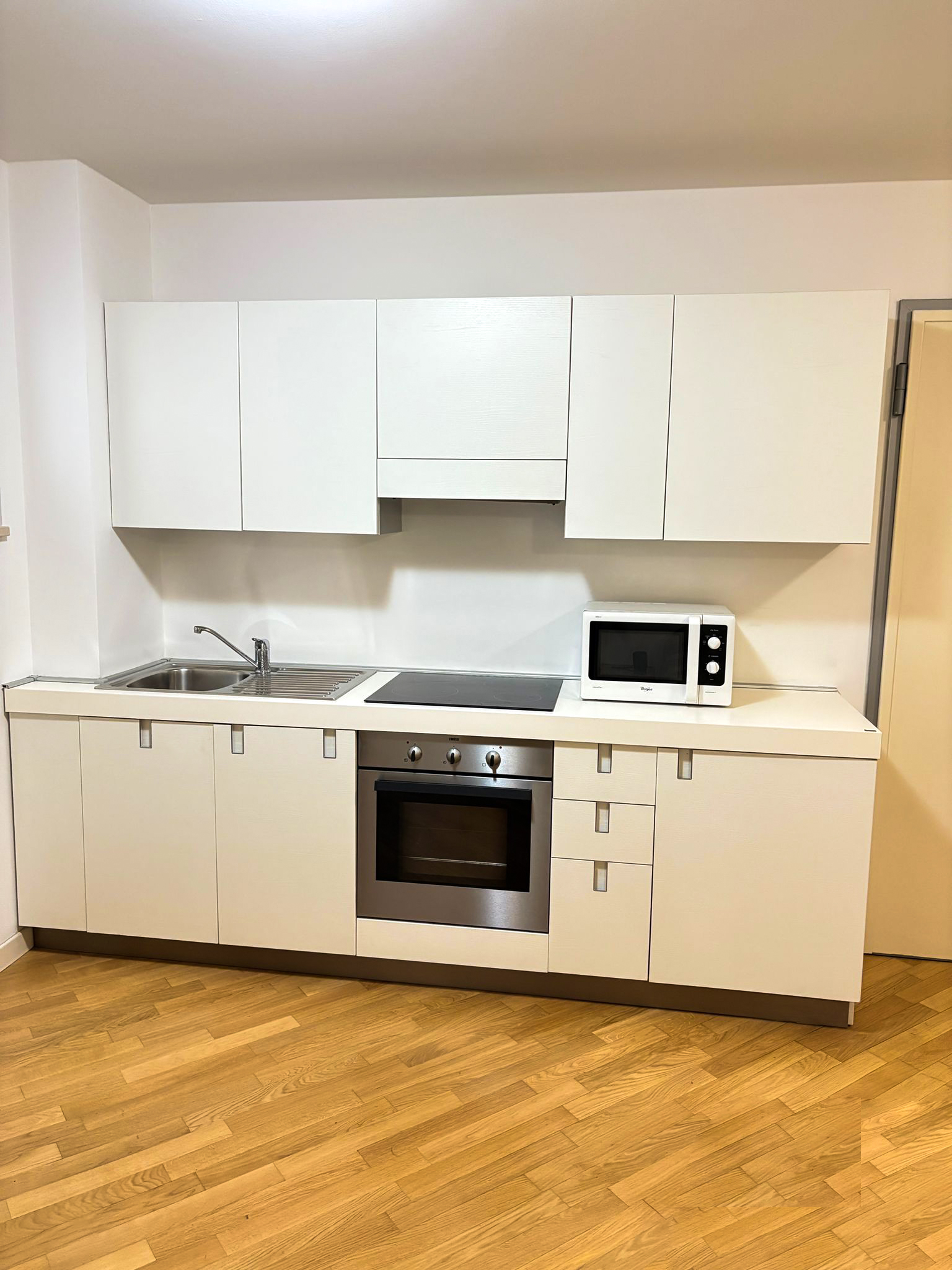 via-Francesco-Berni-9-Valverde-Verona_cucina_01