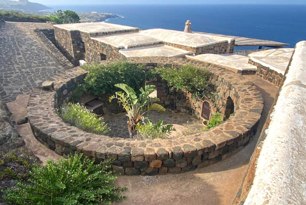 villa-unifamiliare-via-scirafi-pantelleria-87