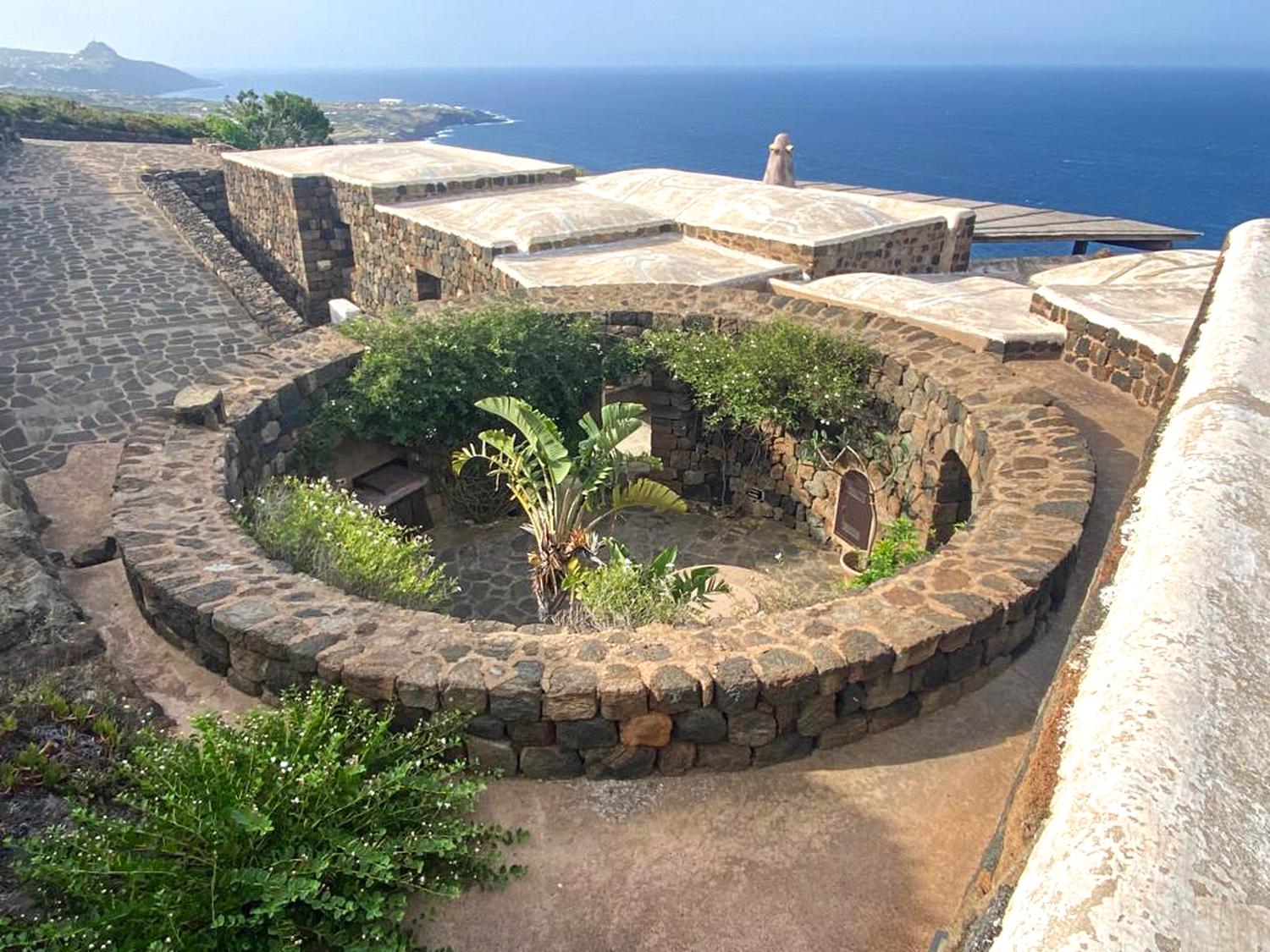 villa-unifamiliare-via-scirafi-pantelleria-87